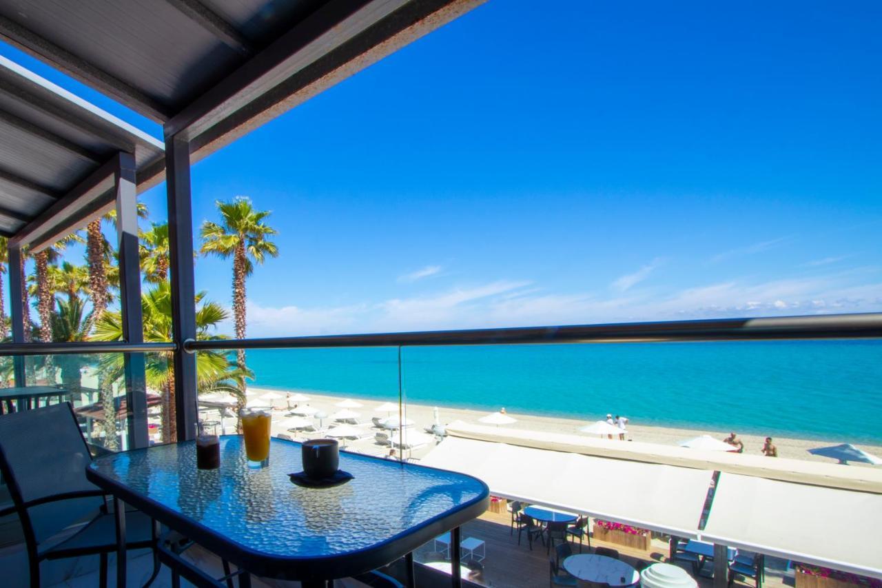 Tridente Mare Apart Hotel Pefkochori Eksteriør billede